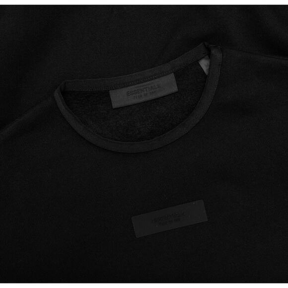 RETAIL $105 Fear of God Essentials Crewneck - Black*SIZE Medium*OVERSIZED*NEW - Picture 3 of 4